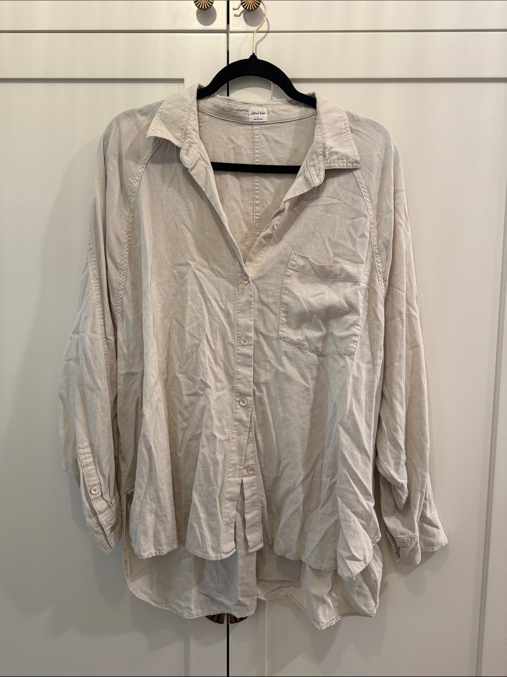 Wilfred Light Cream Relaxed Button-Down Shirt